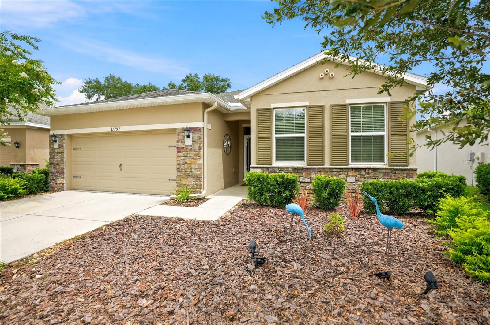 HERNANDO OAKS PH 3 - Residential