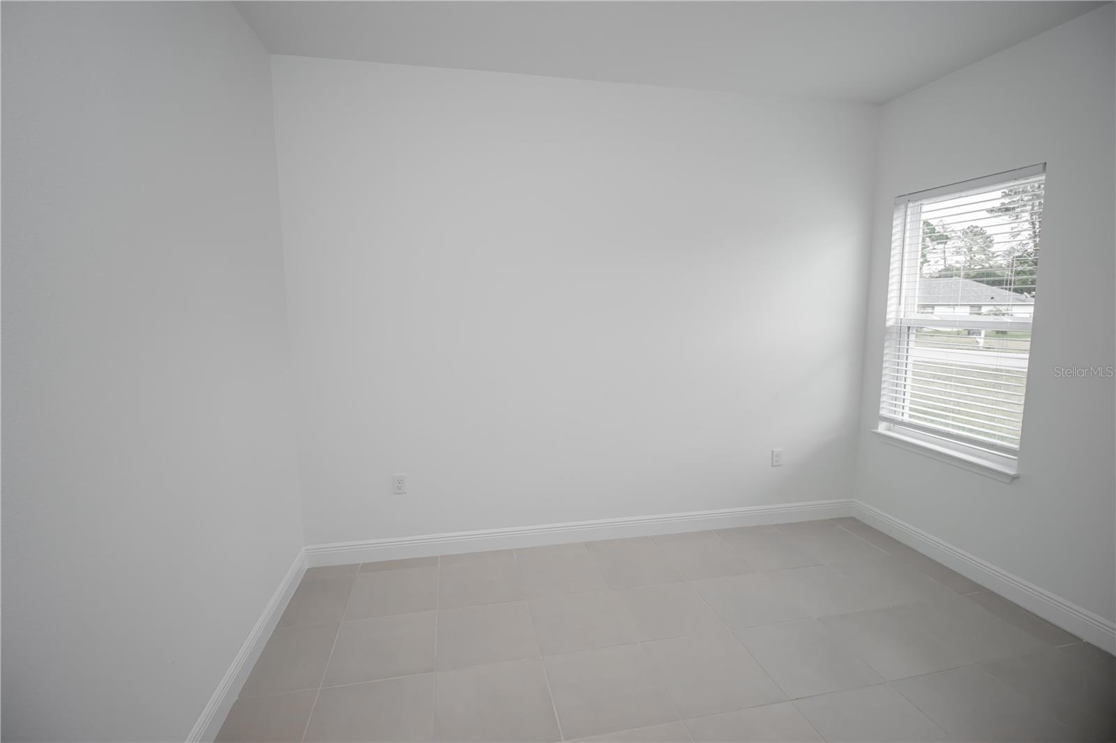 MARION OAKS - Residential