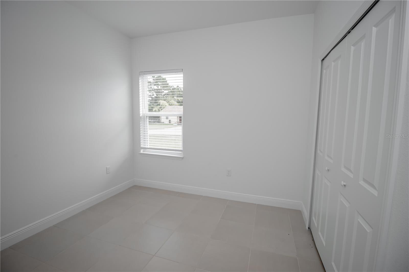 MARION OAKS - Residential