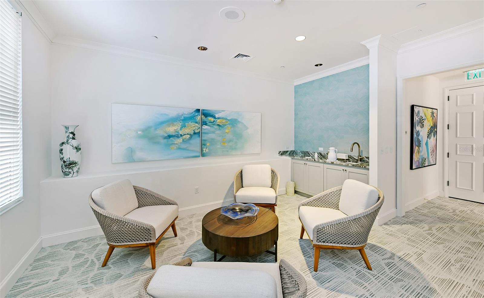 WATER CLUB - Residential