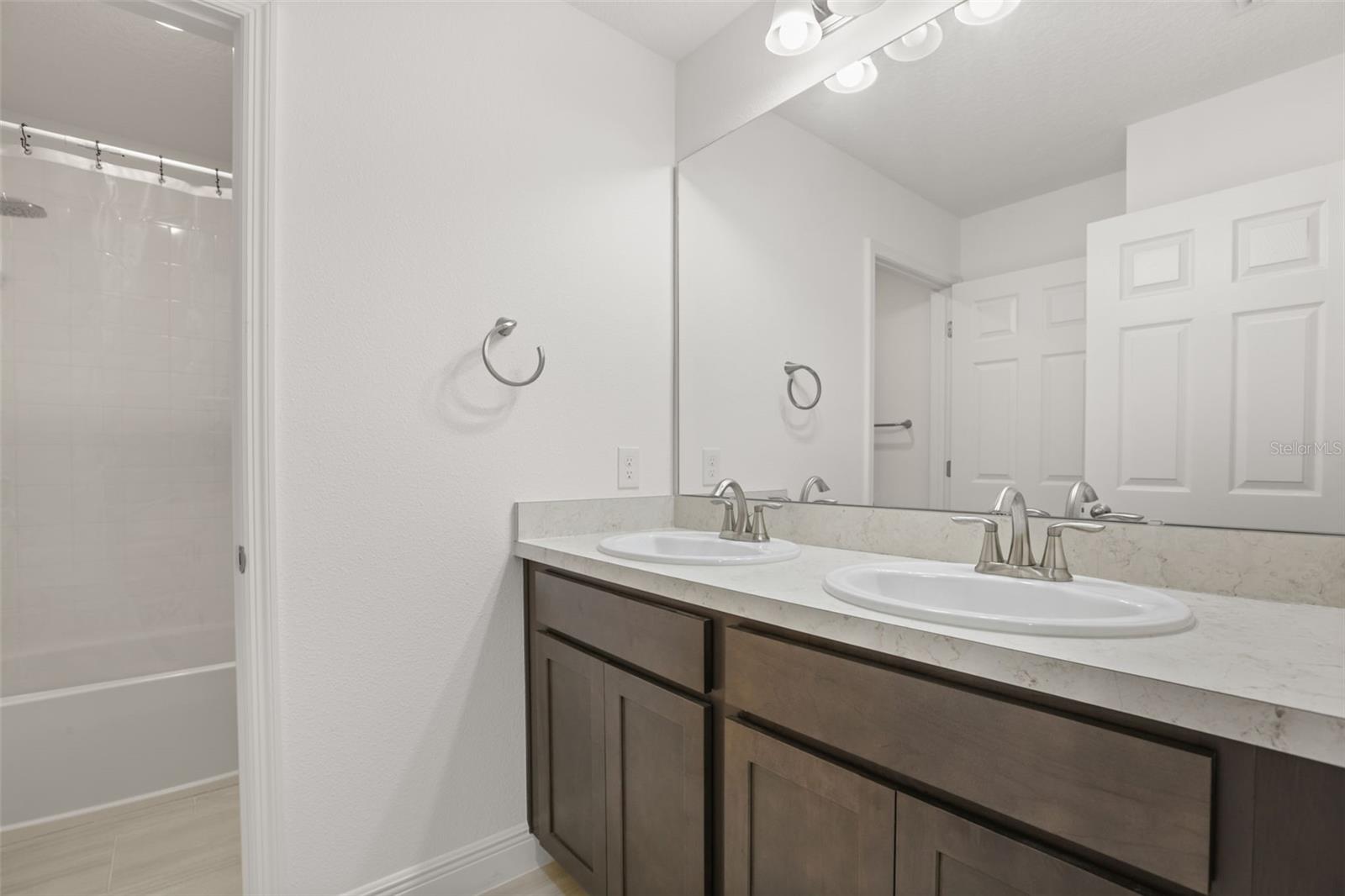 BERESFORD WOODS - Residential