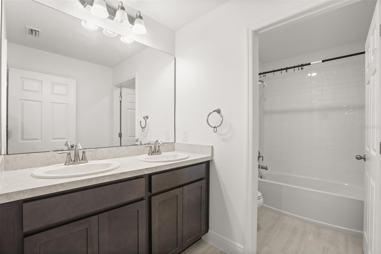BERESFORD WOODS - Residential