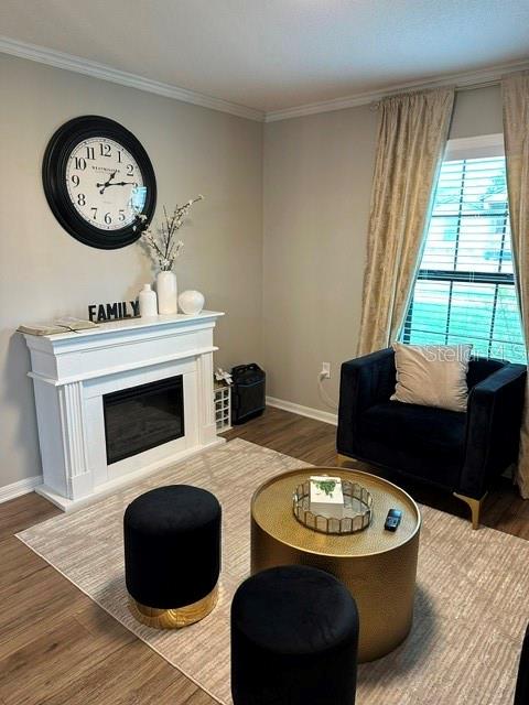 SHERMAN HILLS - Residential