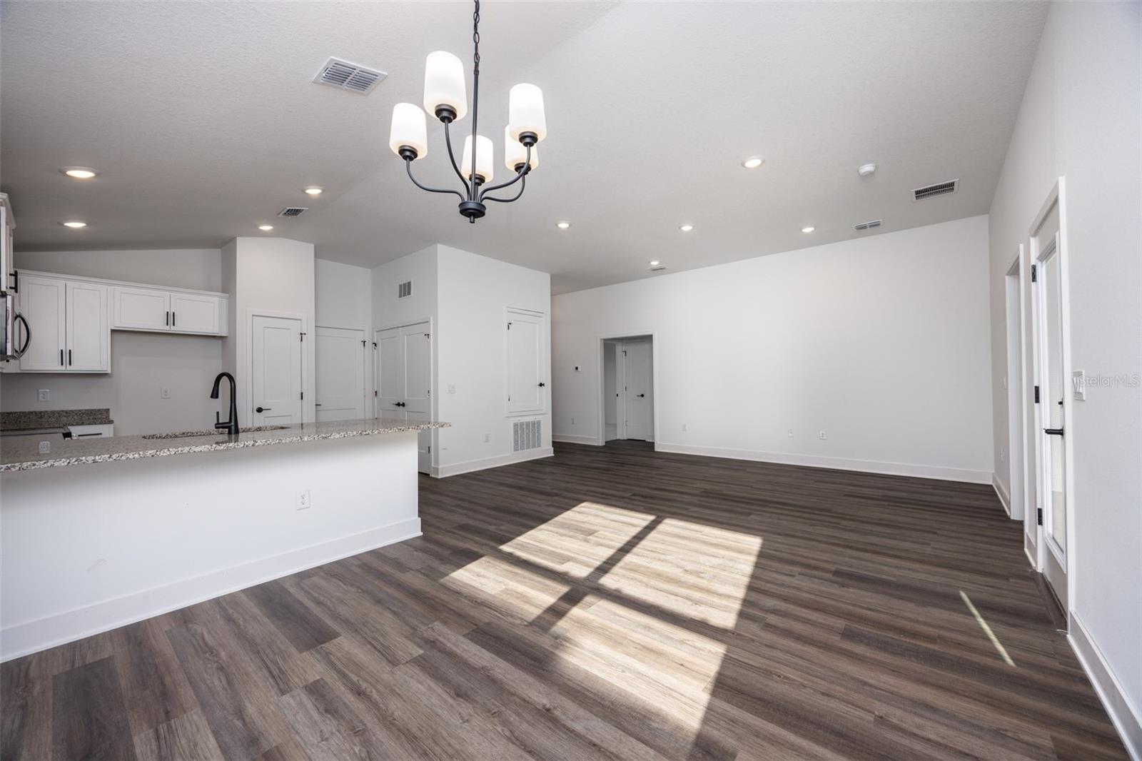COUNTRY WAY SOUTH-PHASE 2 - Residential