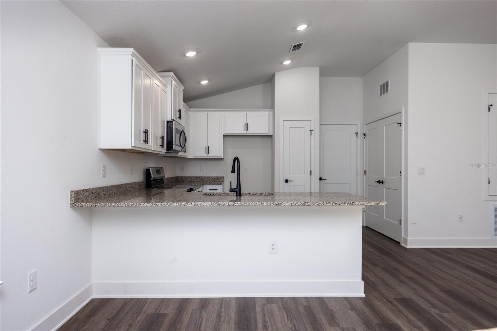 COUNTRY WAY SOUTH-PHASE 2 - Residential