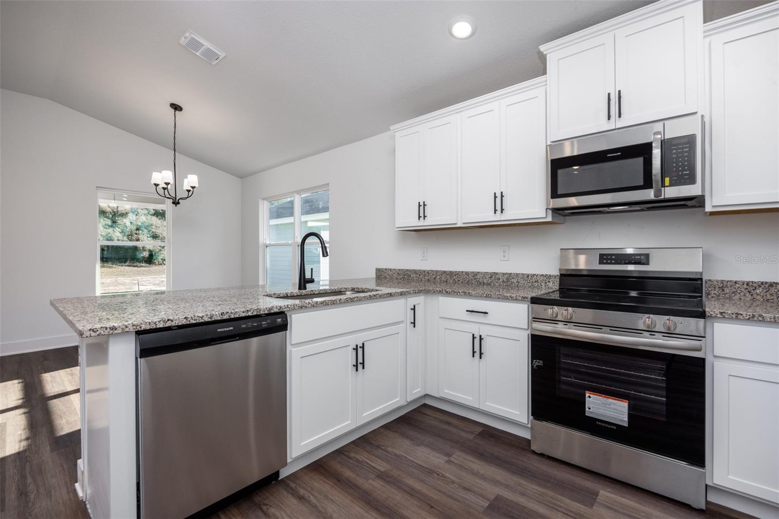 COUNTRY WAY SOUTH-PHASE 2 - Residential