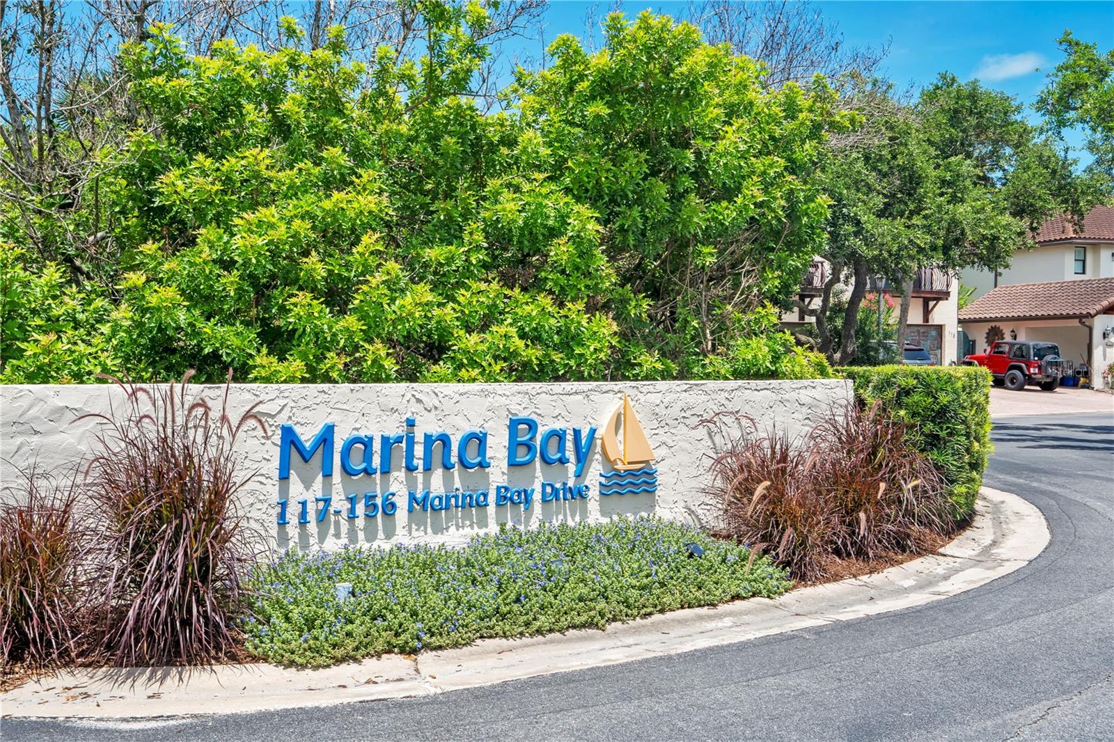 MARINA BAY TWNHMS - Residential
