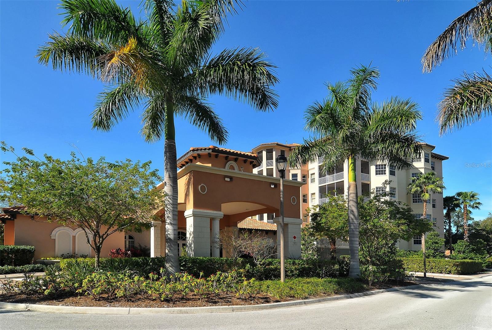 PHILLIPPI LANDINGS - Residential