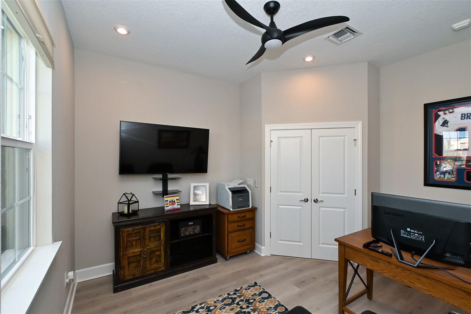 PHILLIPPI LANDINGS - Residential