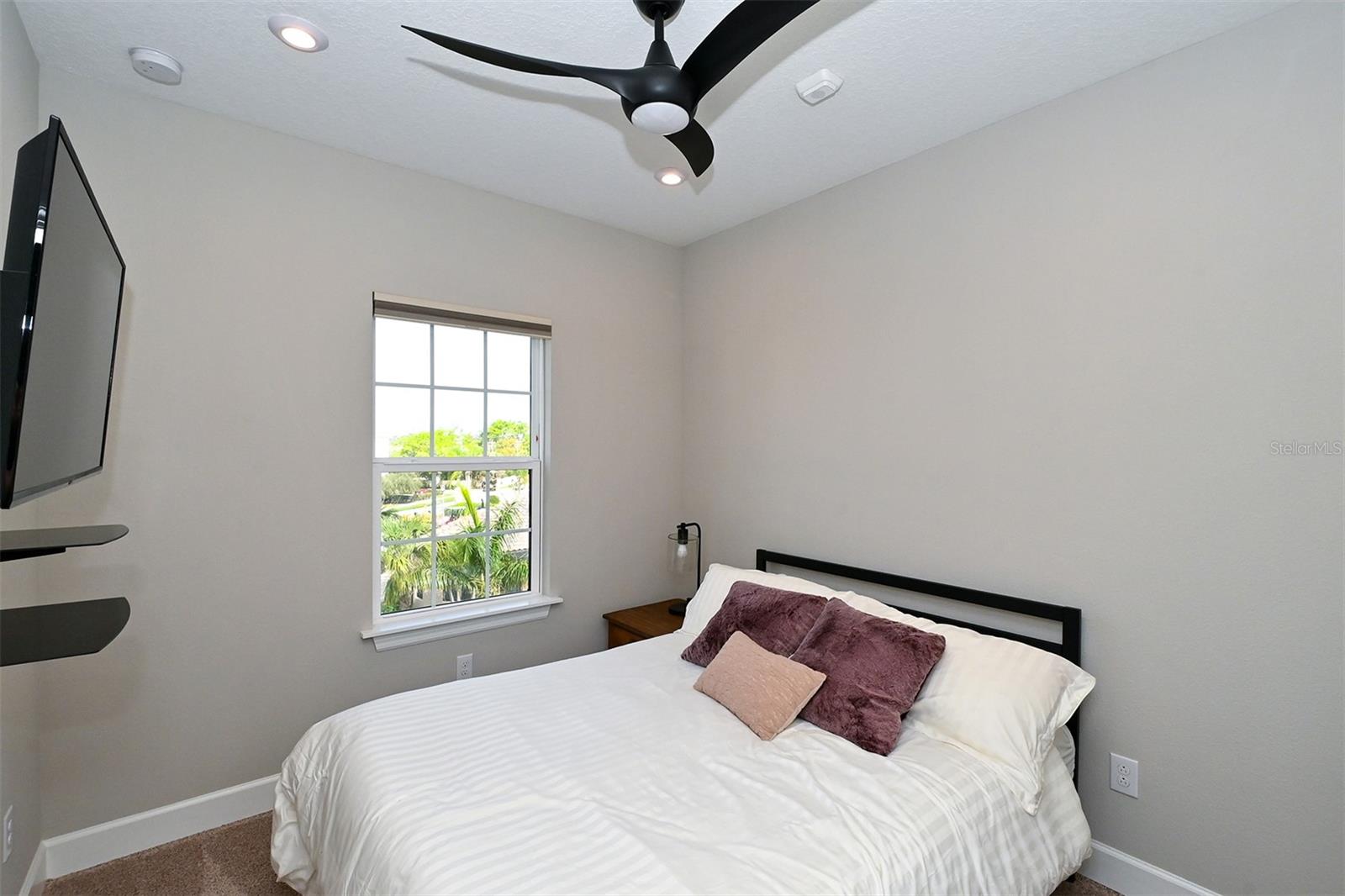 PHILLIPPI LANDINGS - Residential