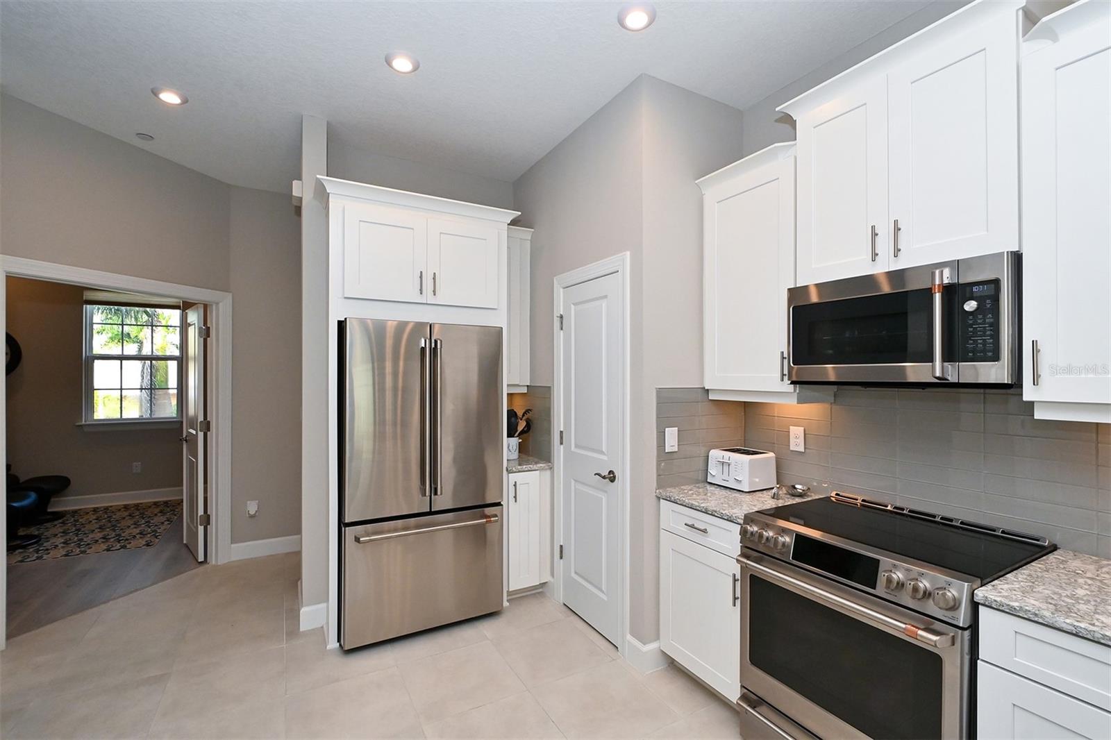 PHILLIPPI LANDINGS - Residential