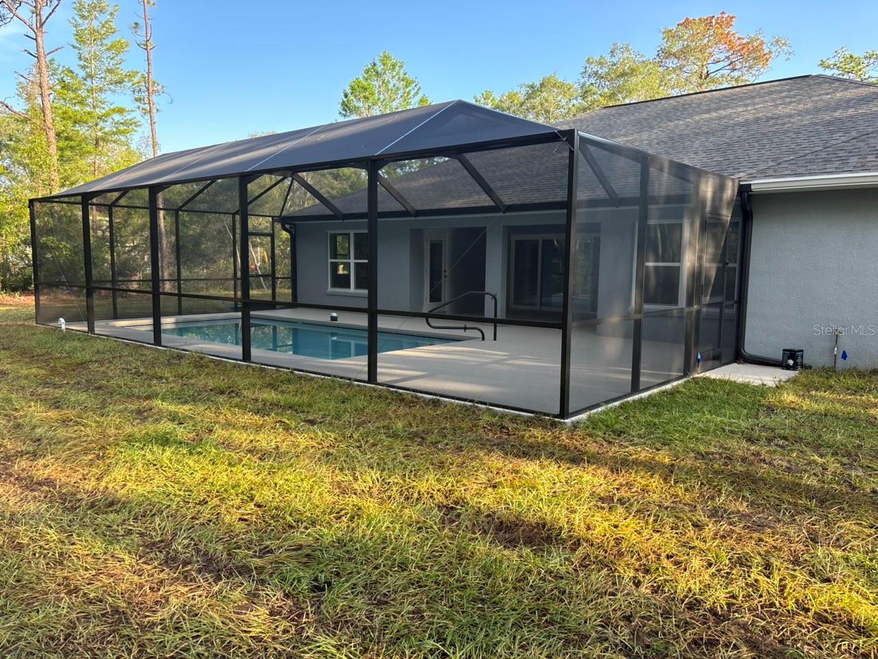 PINE RIDGE - Residential