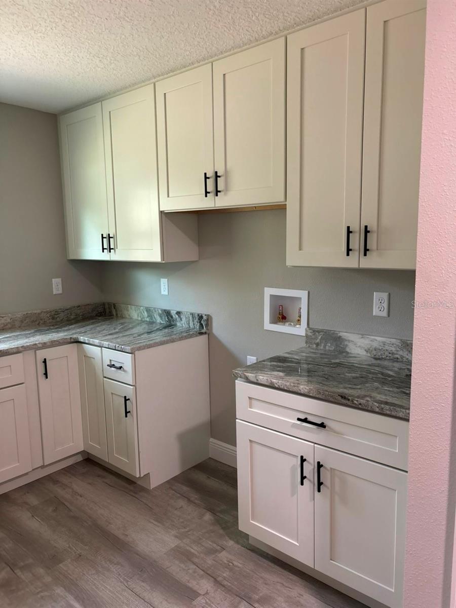 PINE RIDGE - Residential