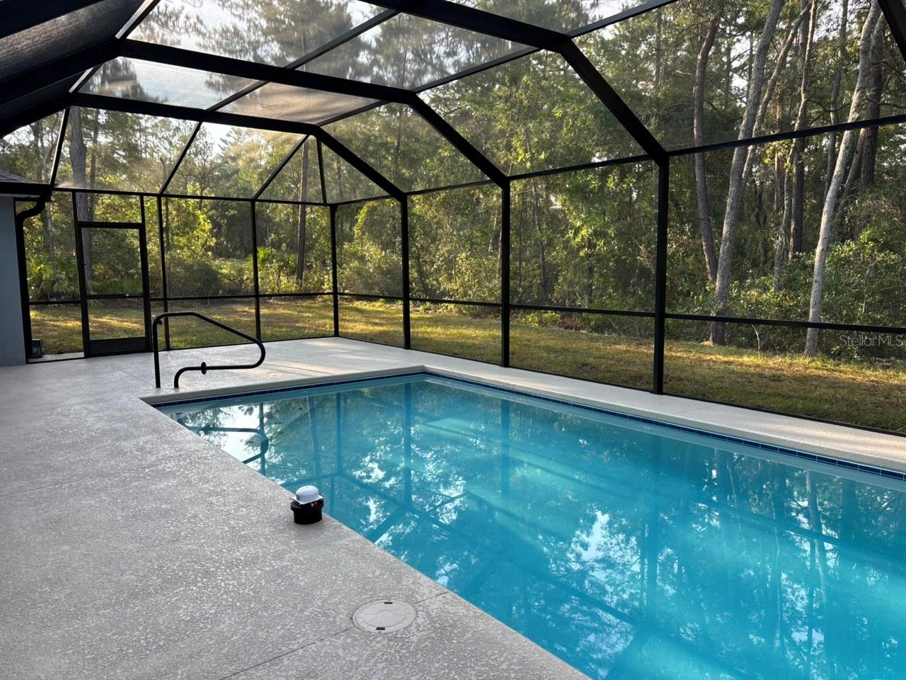PINE RIDGE - Residential