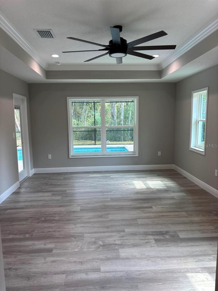 PINE RIDGE - Residential
