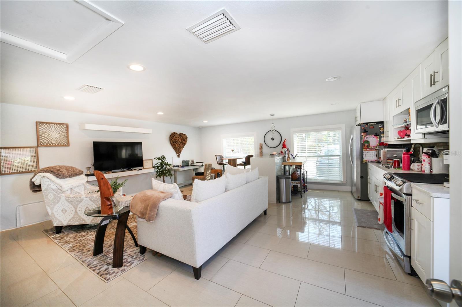 LENRAY HEIGHTS - Residential