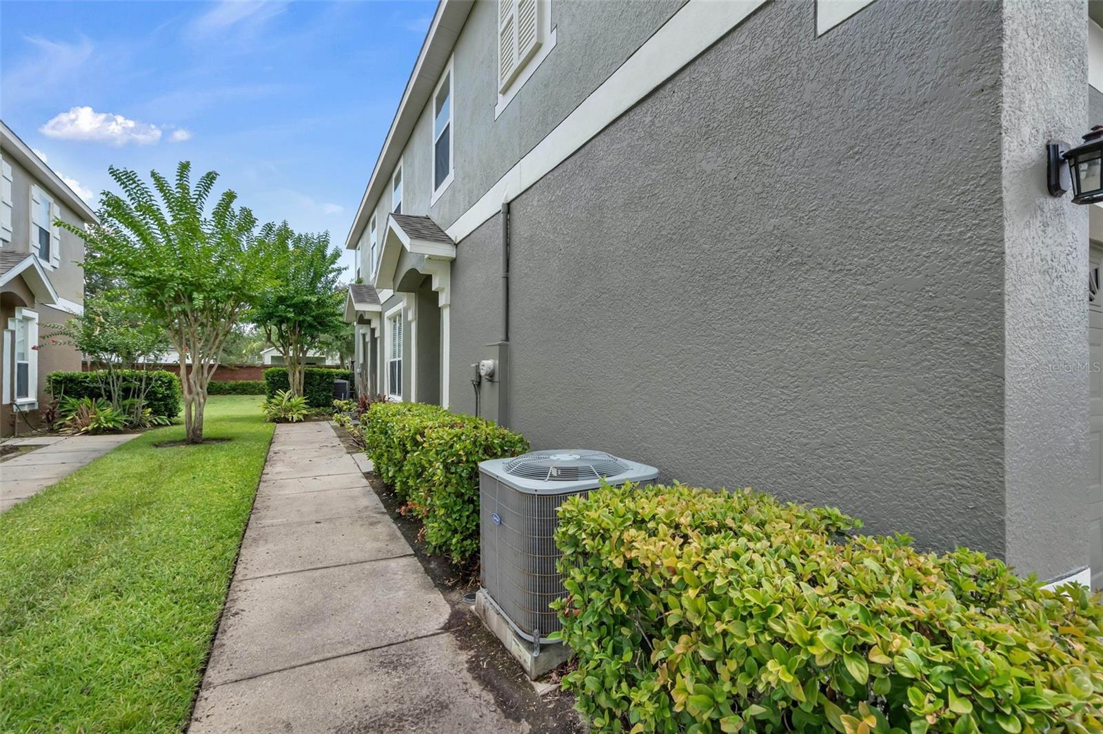VILLAS AT ESTANCIA CONDO - Residential