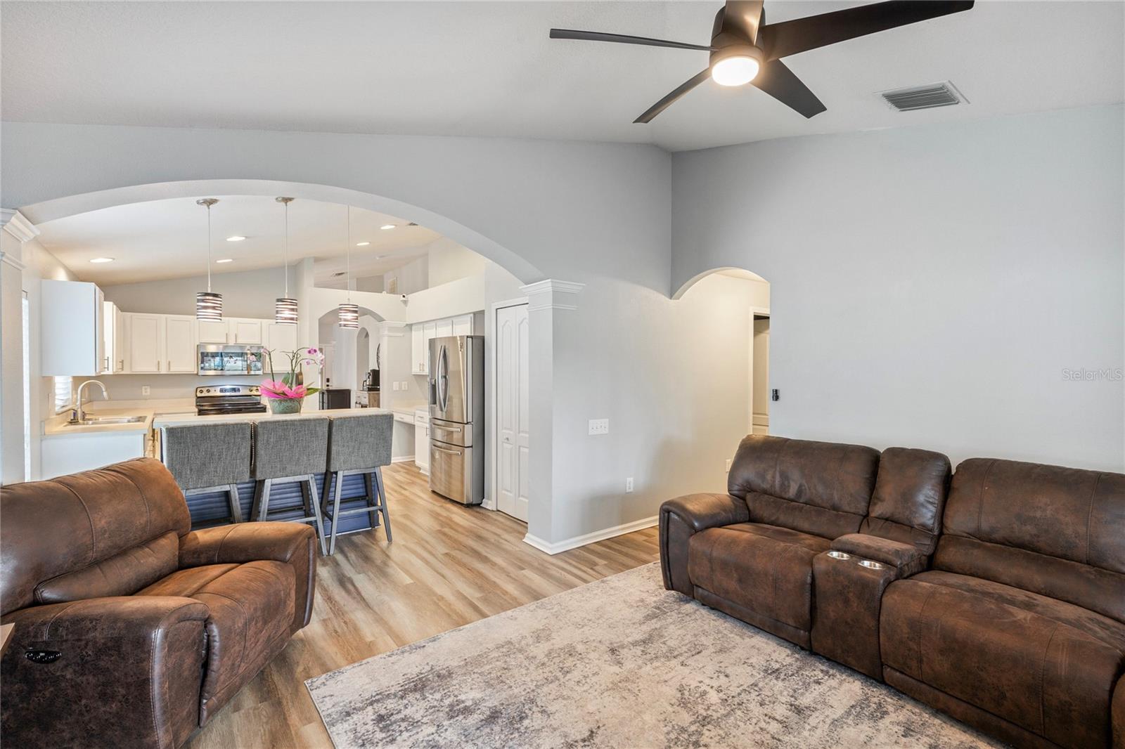 PINE GLEN - Residential