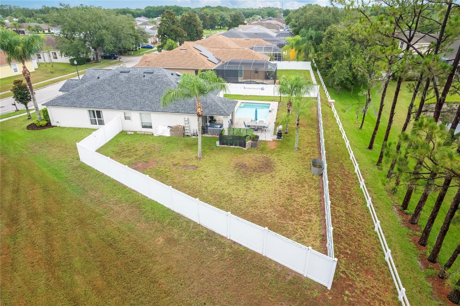 PINE GLEN - Residential
