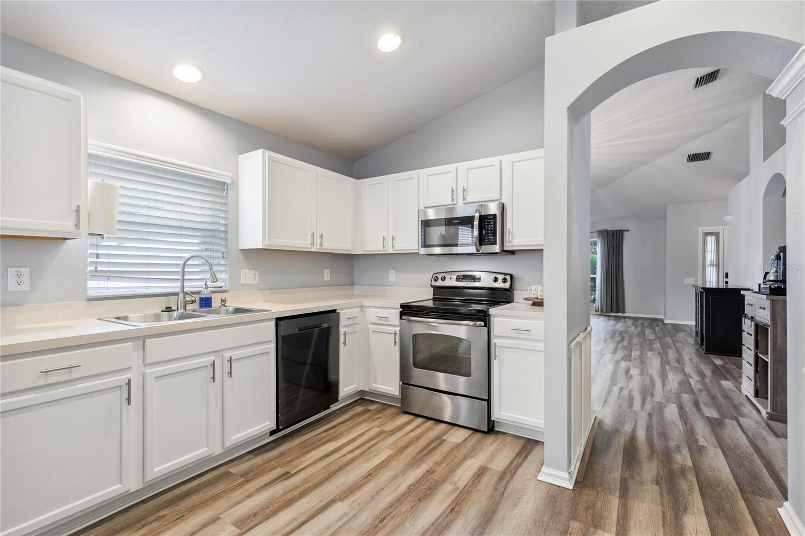 PINE GLEN - Residential