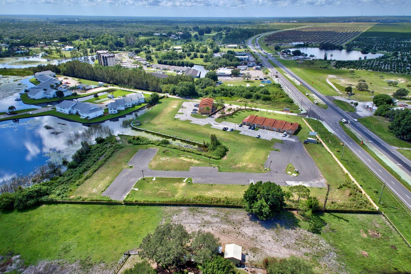 AN IRREG 4.197 ACRE TRACT BEING 182 FT ALONG NELY - Residential Income