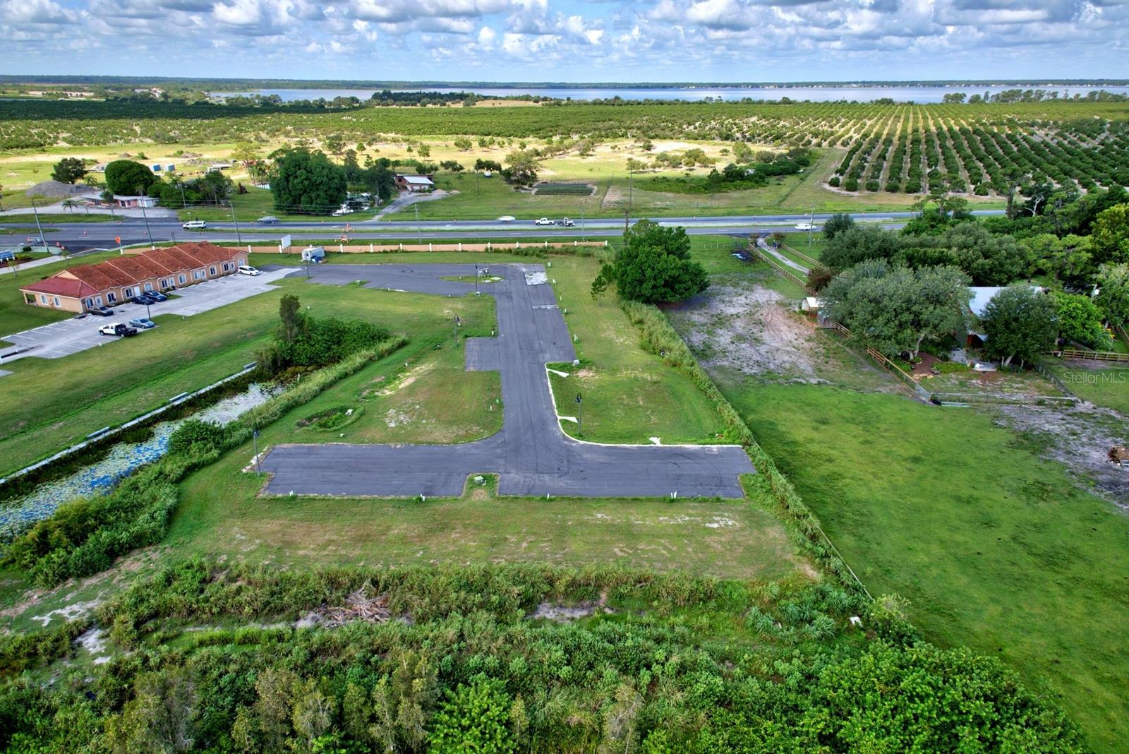 AN IRREG 4.197 ACRE TRACT BEING 182 FT ALONG NELY - Residential Income