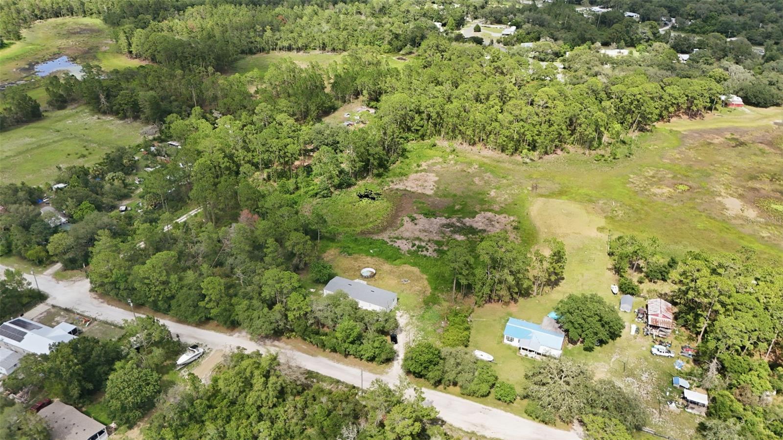 PINE LAKES - Residential
