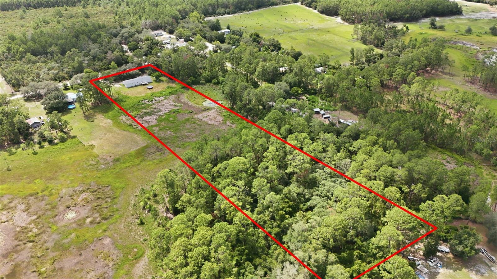 PINE LAKES - Residential