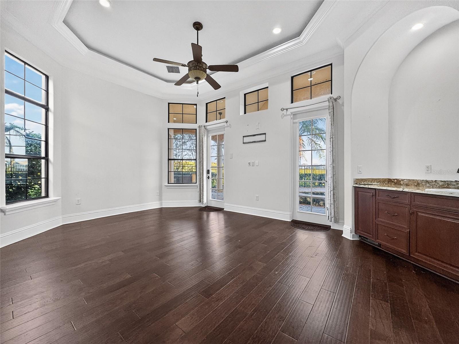 BELLA COLLINA WEST SUB - Residential