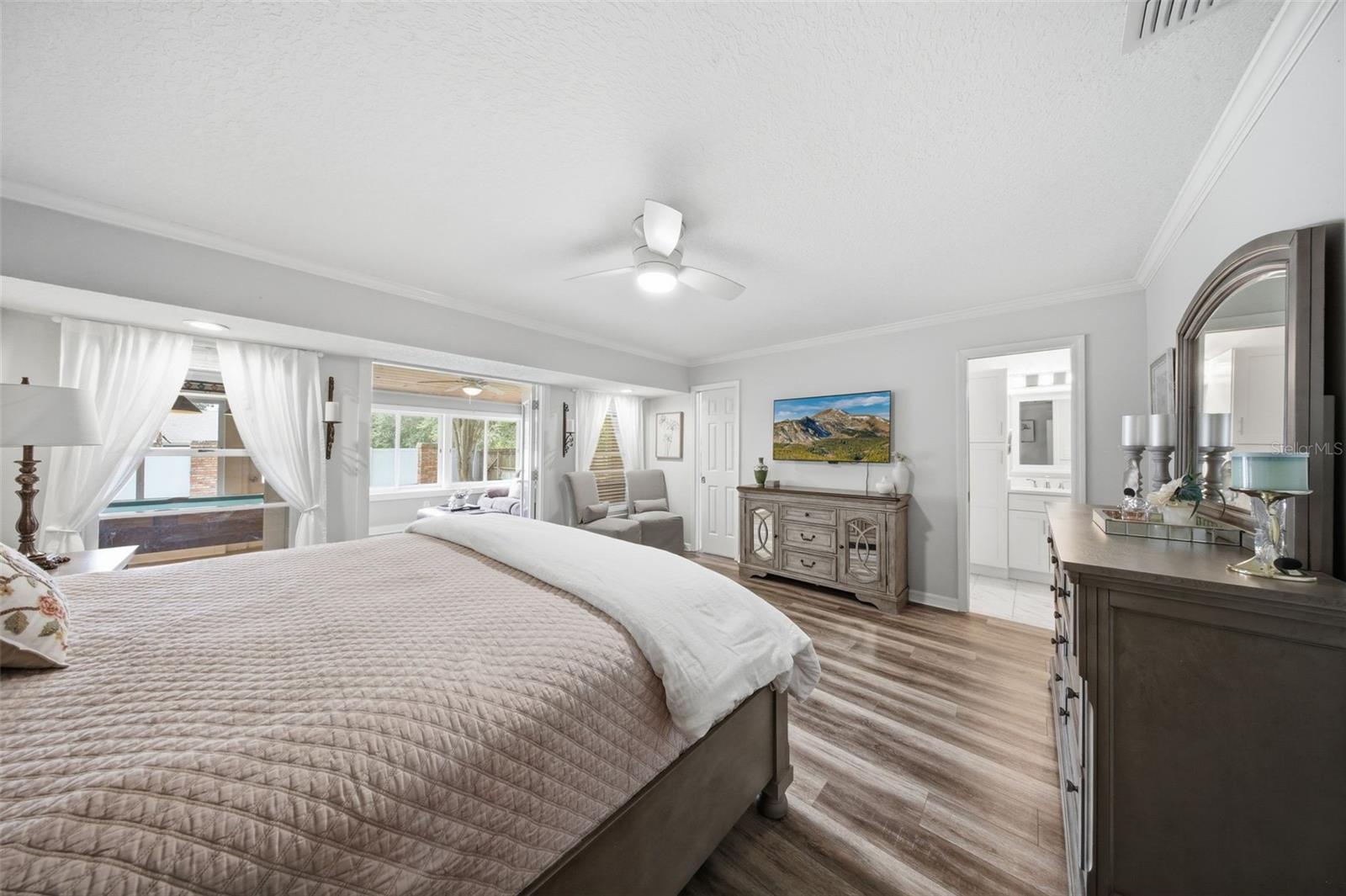 CROWN POINT SPGS - Residential