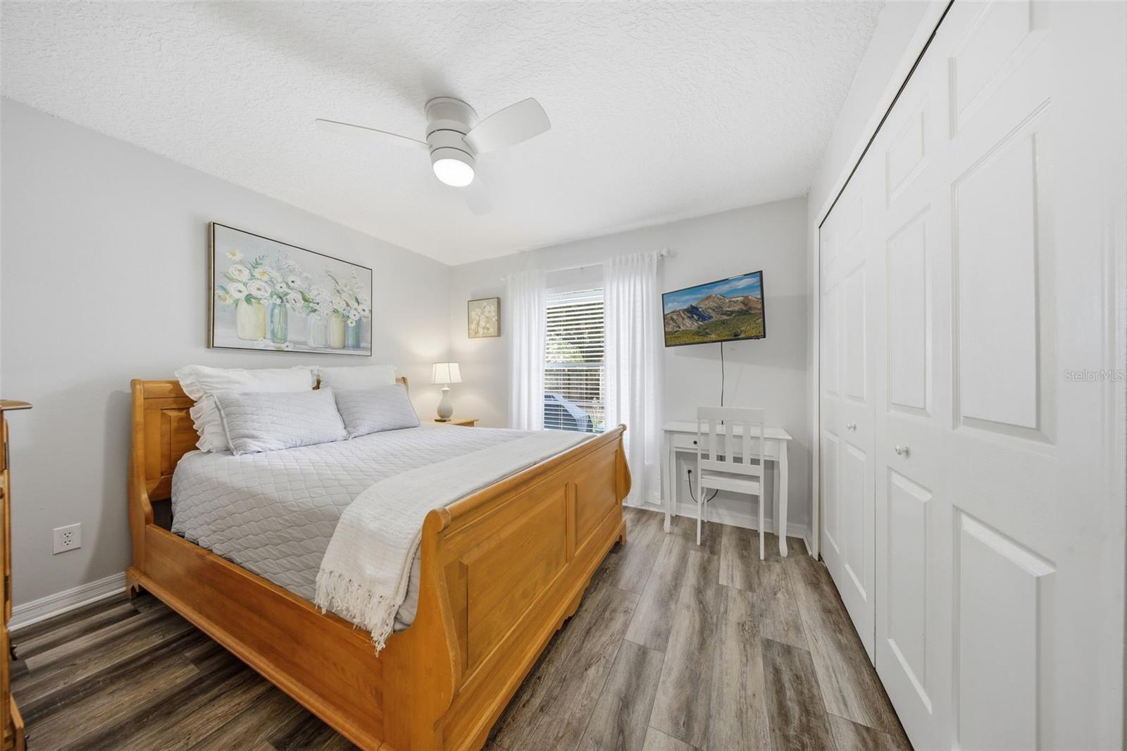 CROWN POINT SPGS - Residential