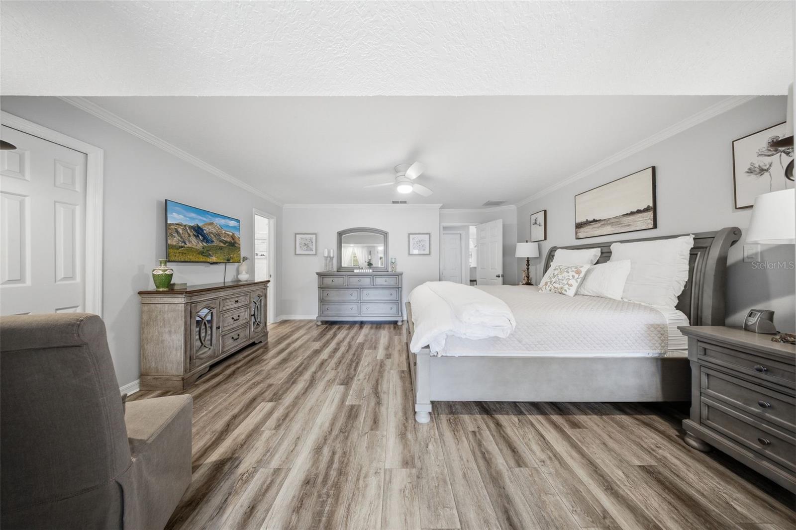 CROWN POINT SPGS - Residential