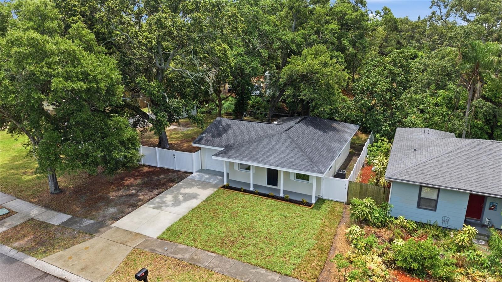 PINE RIDGE - Residential