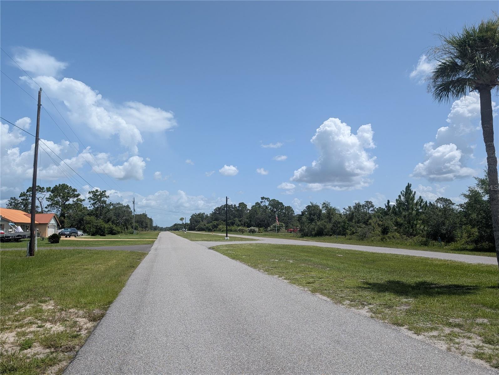 INDIAN LAKE ESTATES - Land