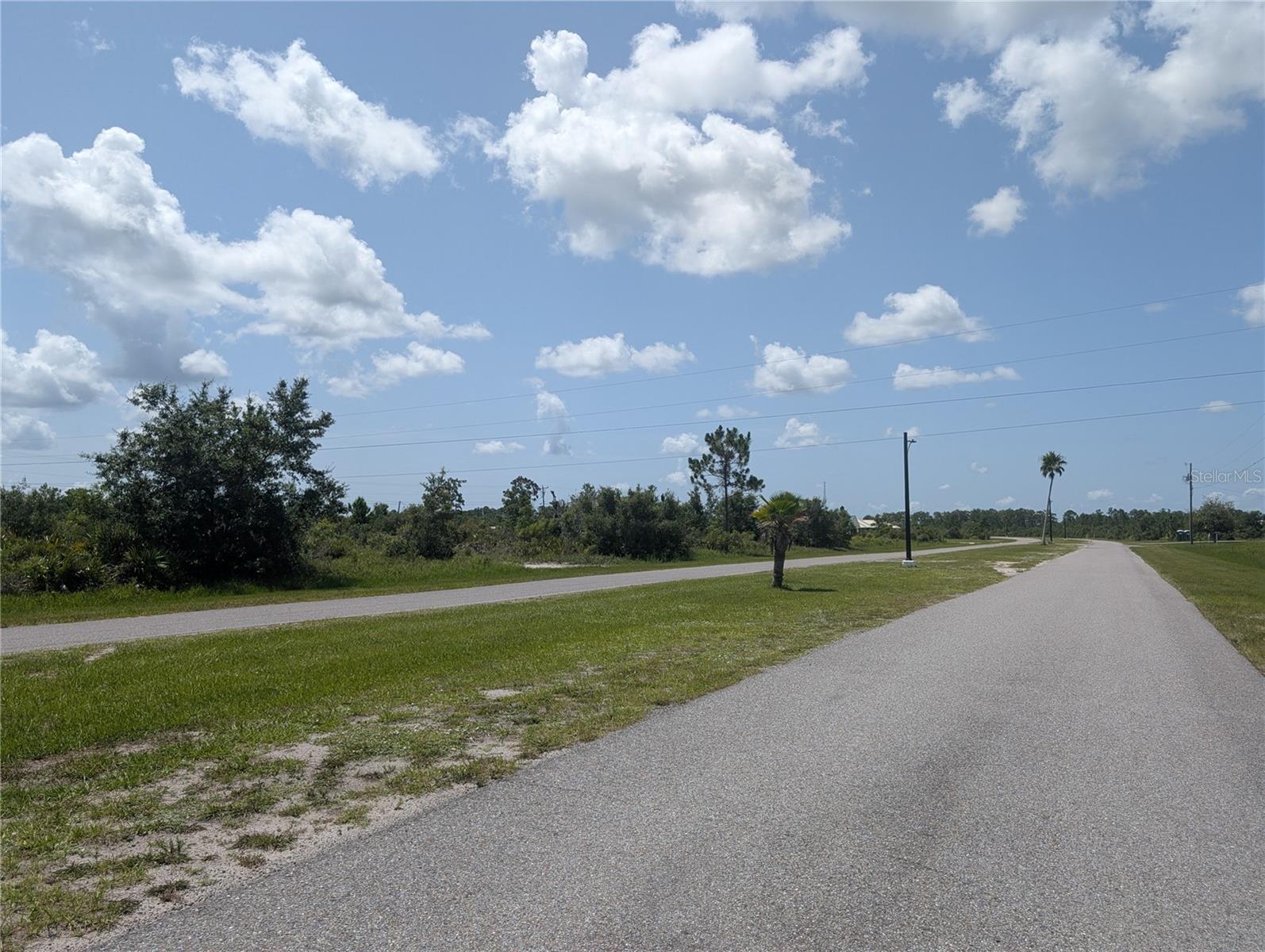 INDIAN LAKE ESTATES - Land