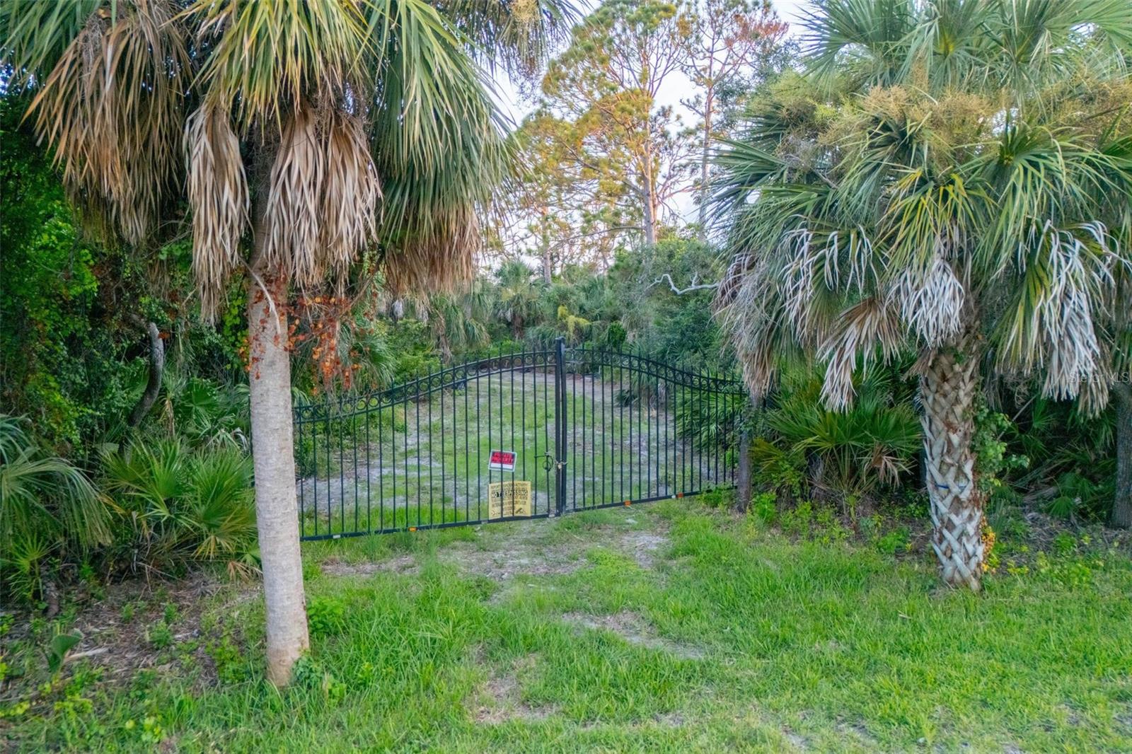 ENGLEWOOD GARDENS - Land