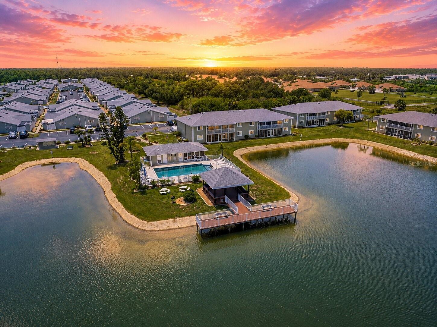 LAKES EDGE - Residential
