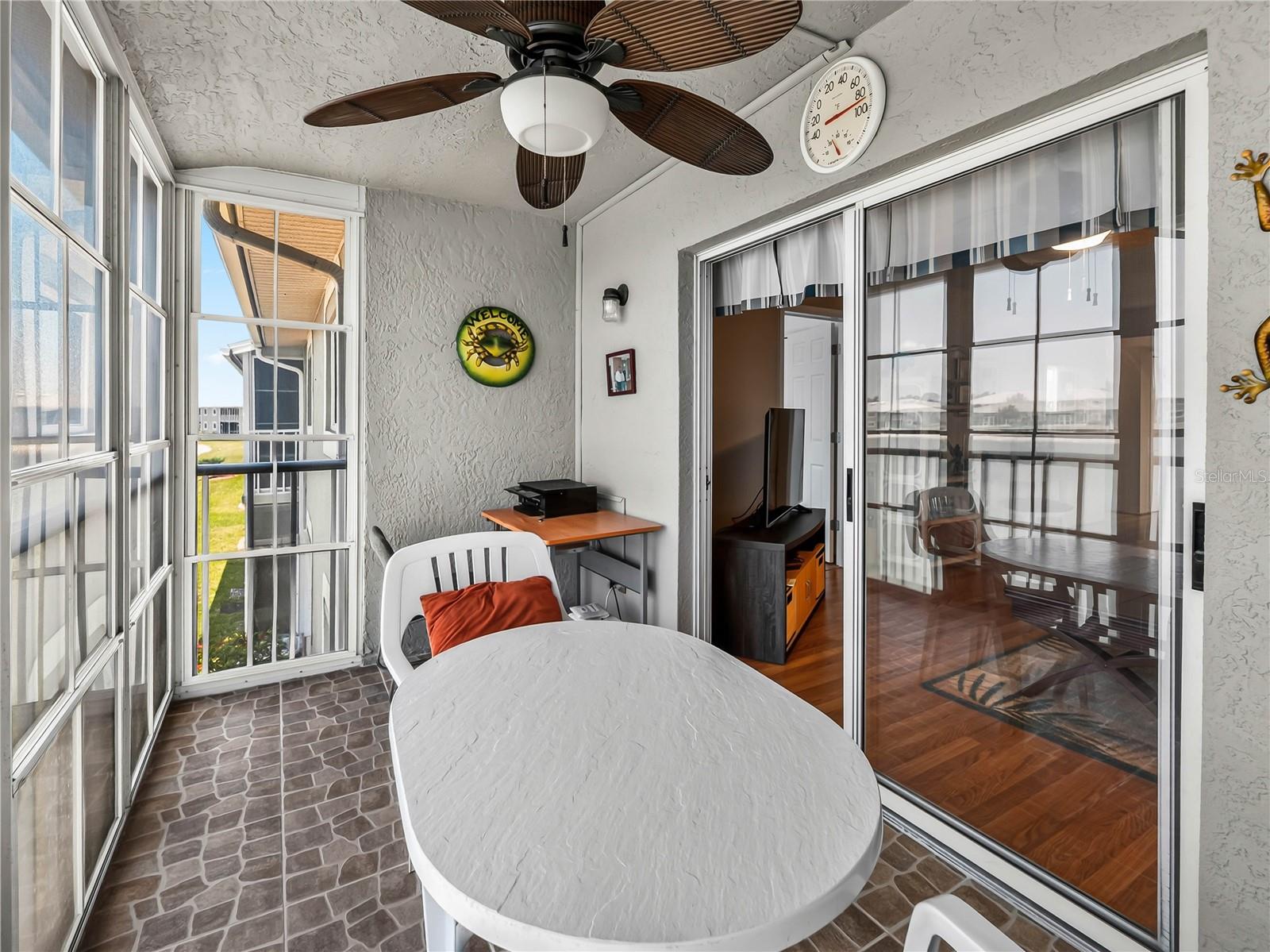 LAKES EDGE - Residential