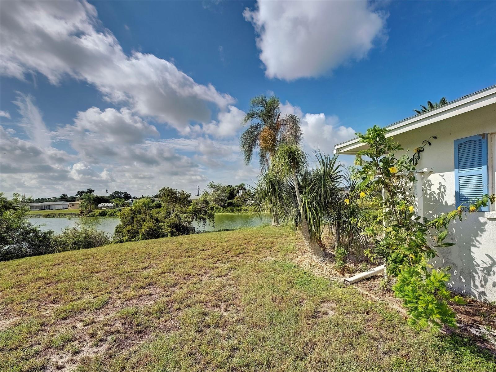 LOT 484 VENICE GARDENS UNIT 8 - Residential