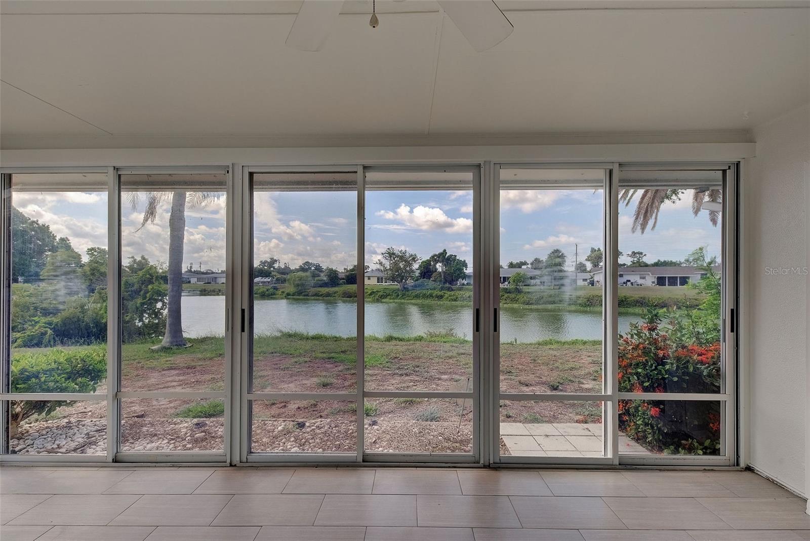 LOT 484 VENICE GARDENS UNIT 8 - Residential