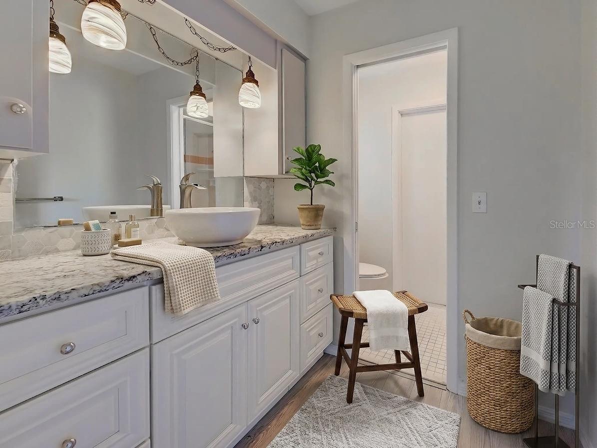 LOT 484 VENICE GARDENS UNIT 8 - Residential
