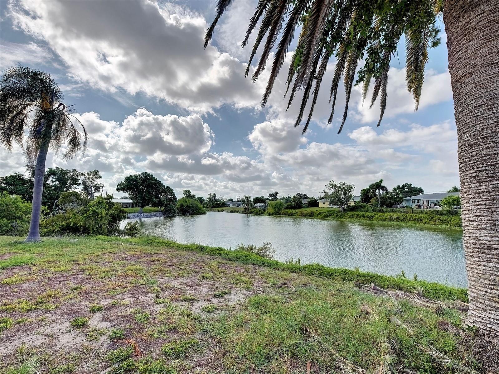 LOT 484 VENICE GARDENS UNIT 8 - Residential
