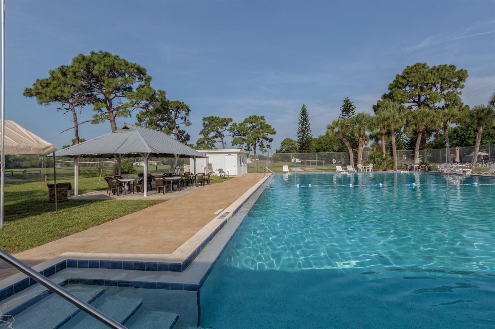 LOT 484 VENICE GARDENS UNIT 8 - Residential