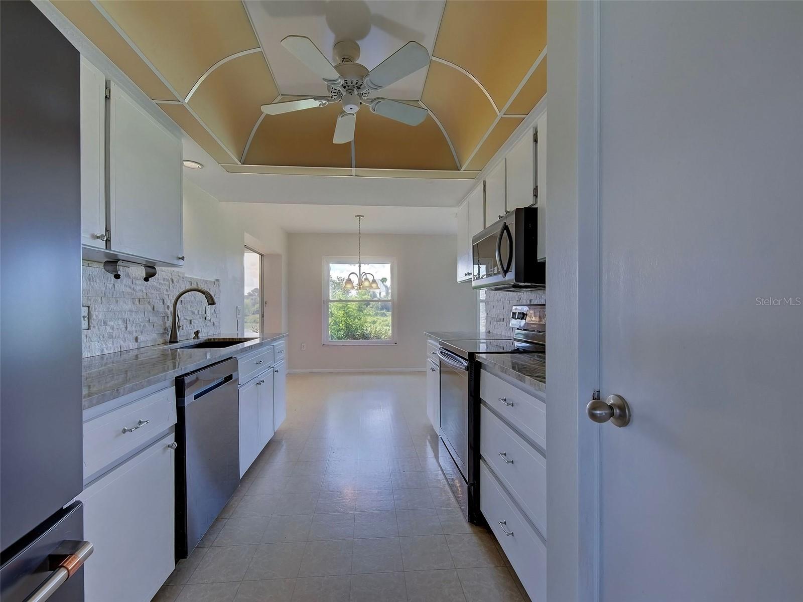 LOT 484 VENICE GARDENS UNIT 8 - Residential