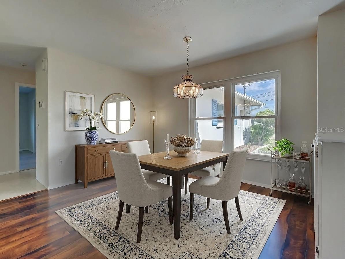 LOT 484 VENICE GARDENS UNIT 8 - Residential