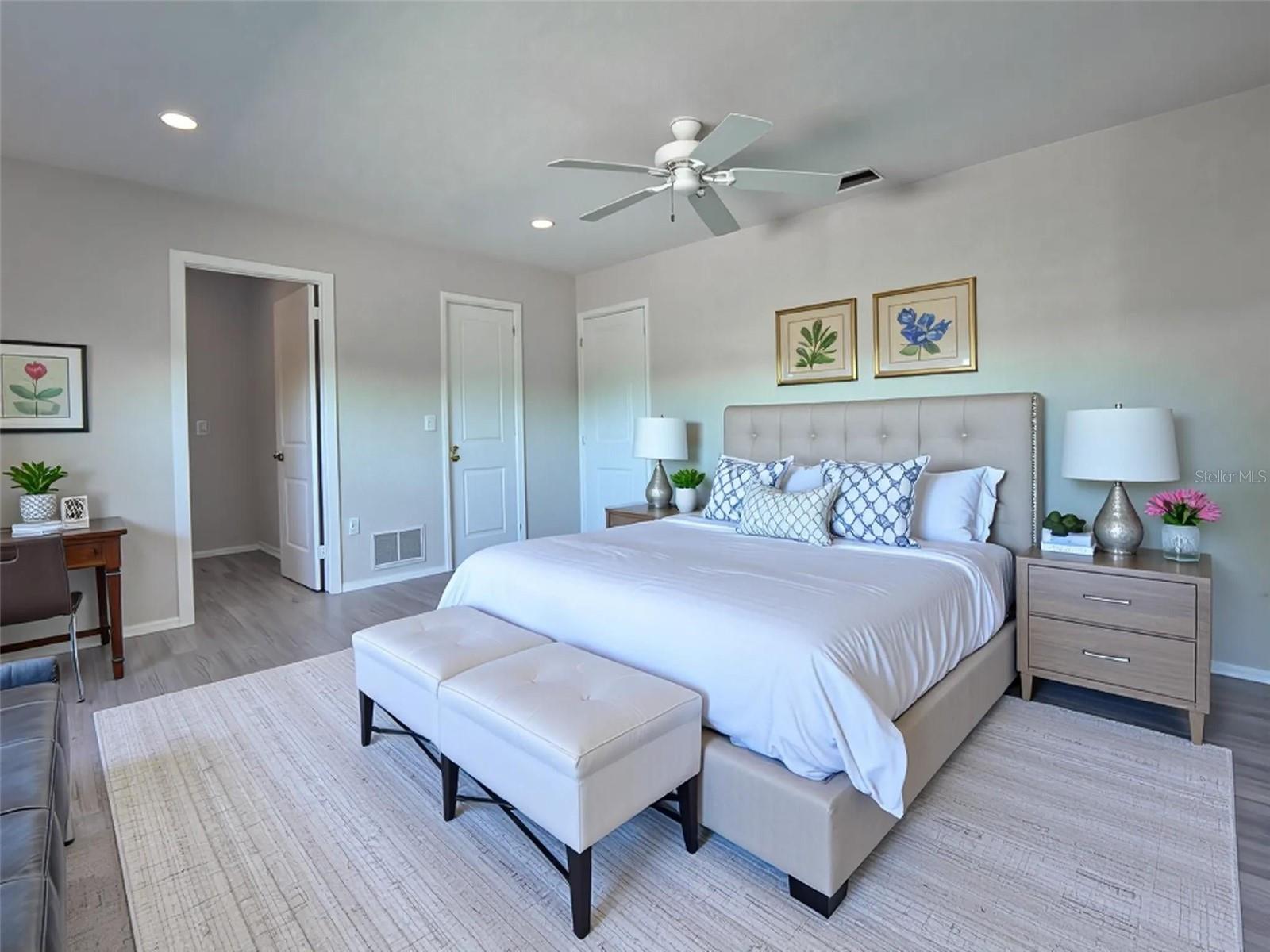 LOT 484 VENICE GARDENS UNIT 8 - Residential