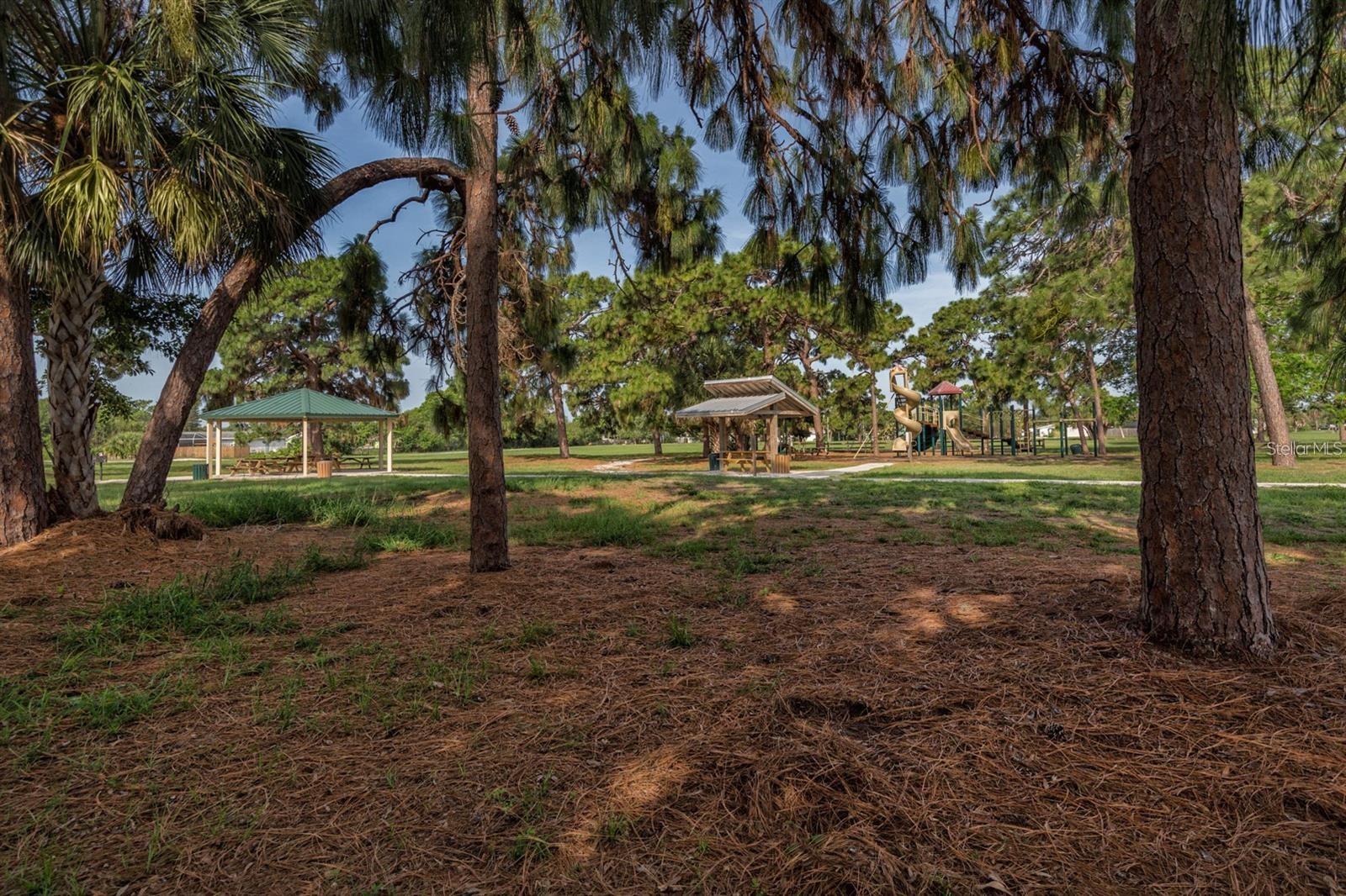 LOT 484 VENICE GARDENS UNIT 8 - Residential