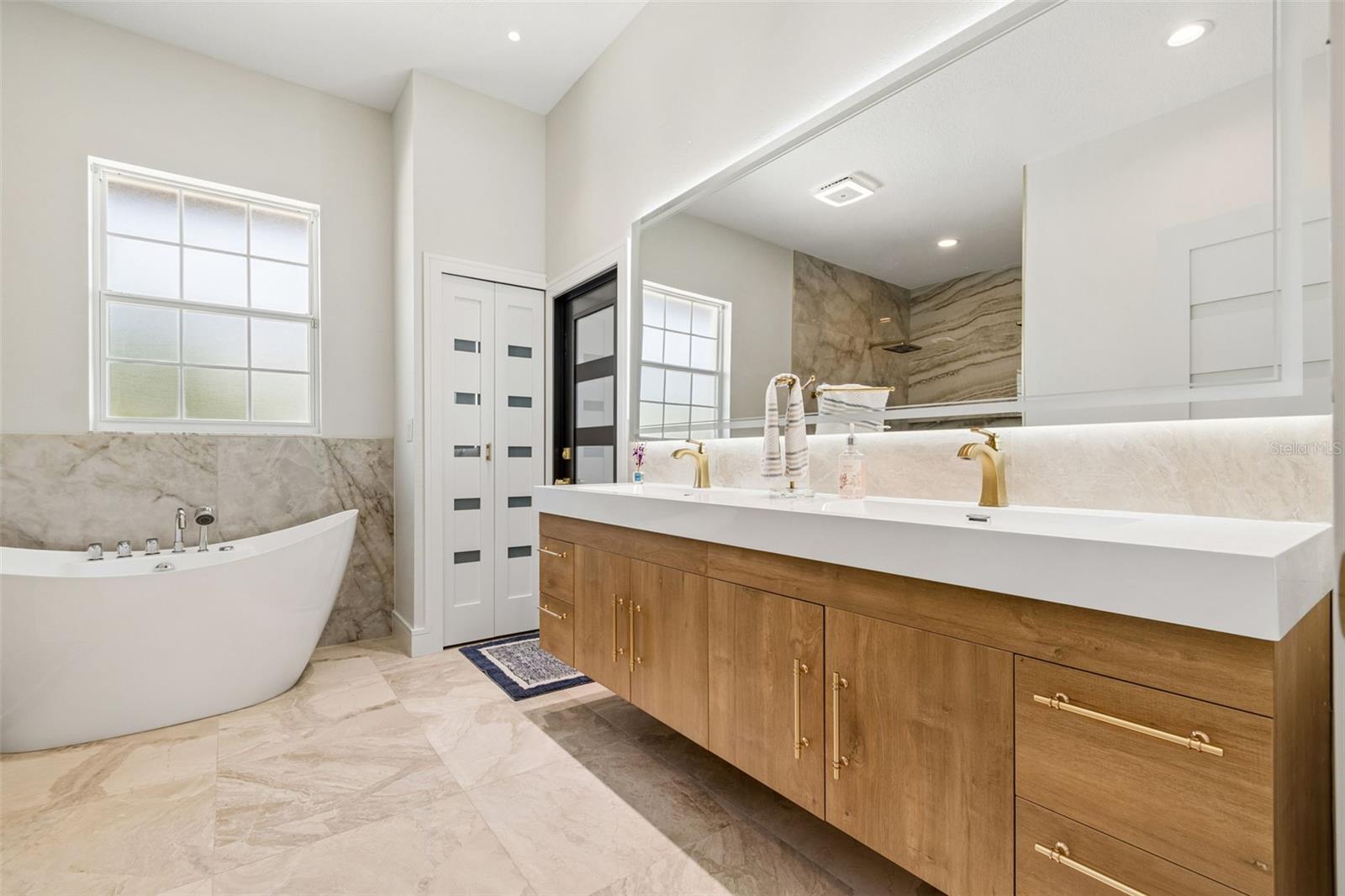 HRBR HEIGHTS - Residential
