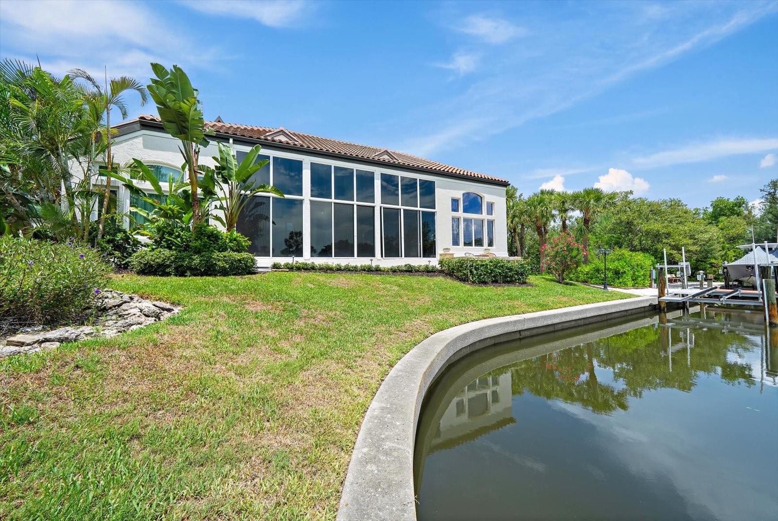 WESTON POINTE - Residential