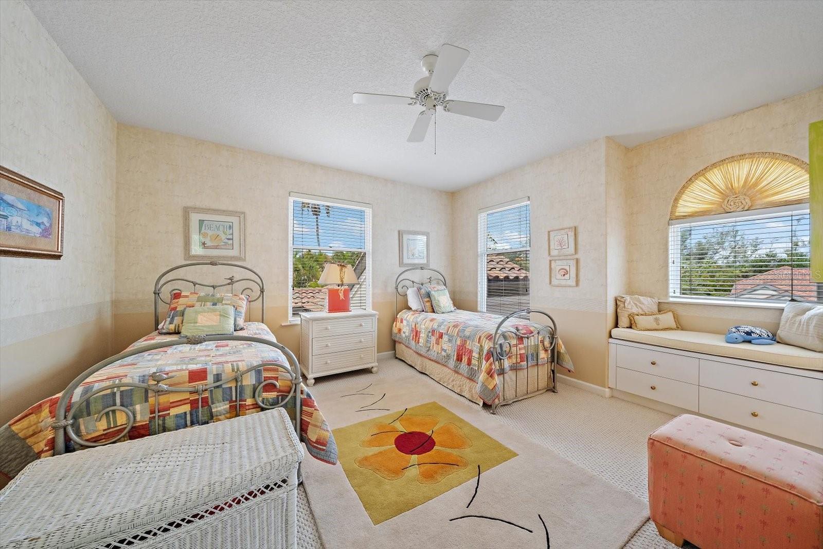 WESTON POINTE - Residential
